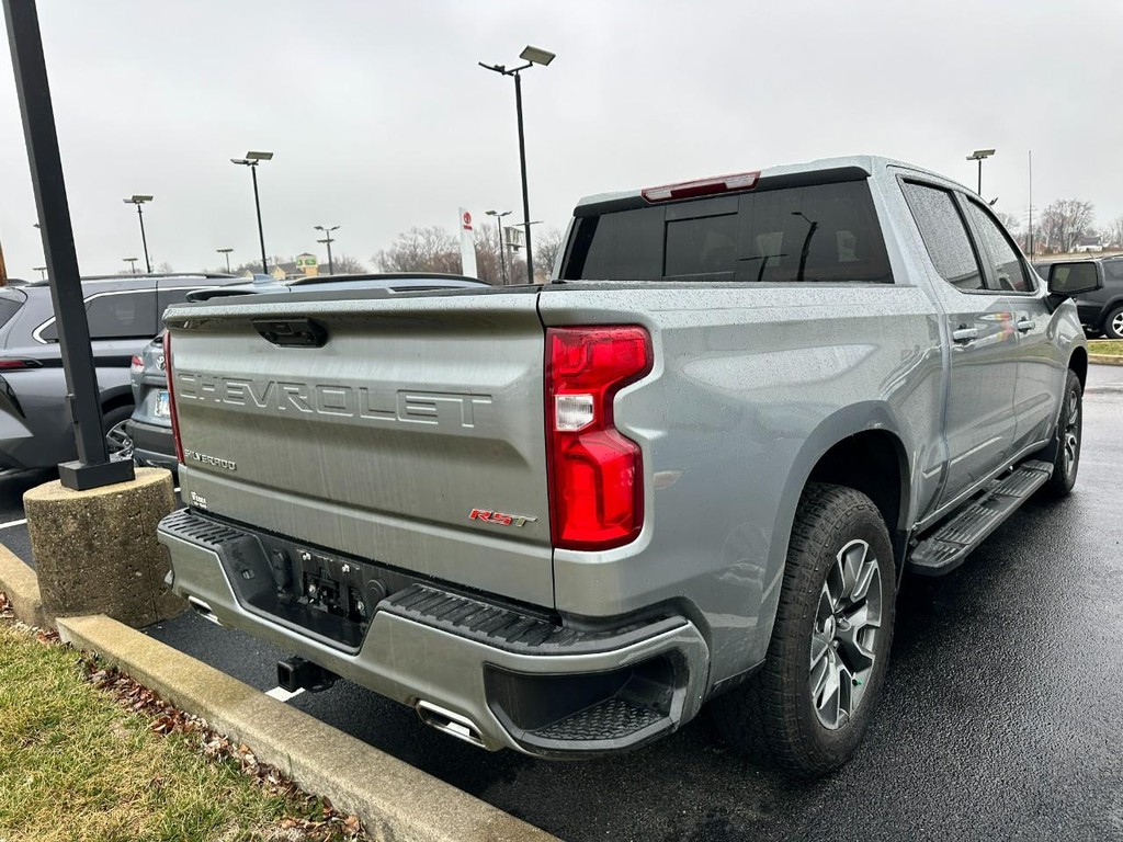 Chevrolet Silverado 1500 Vehicle Full-screen Gallery Image 04
