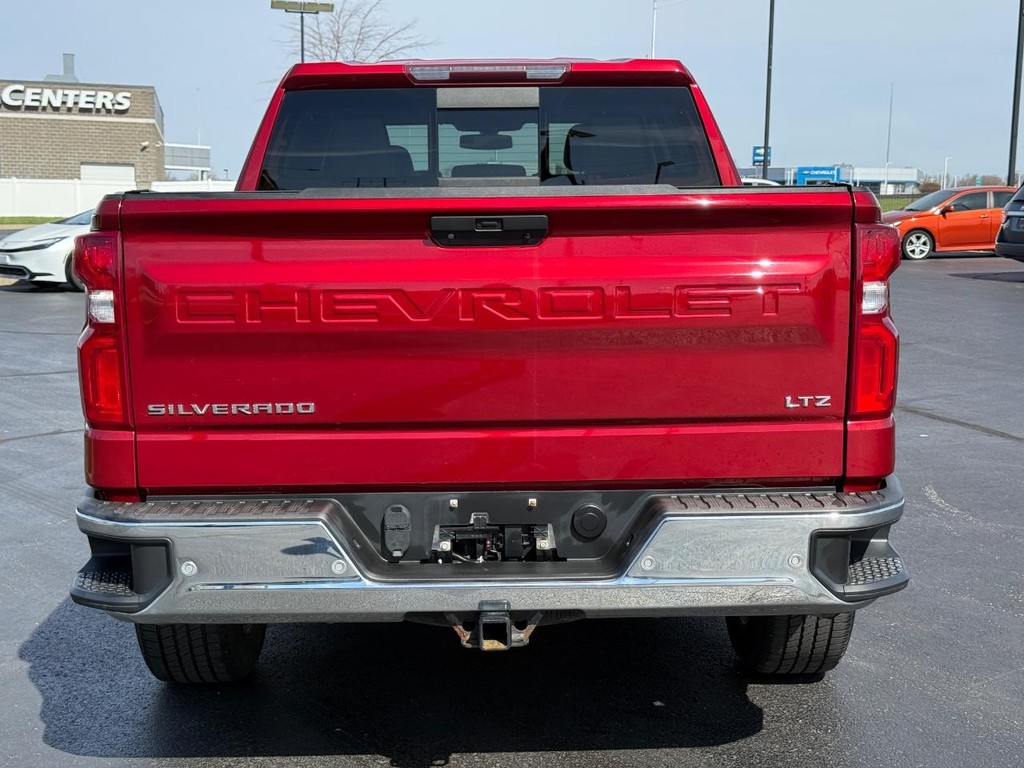 Chevrolet Silverado 1500 Vehicle Full-screen Gallery Image 04