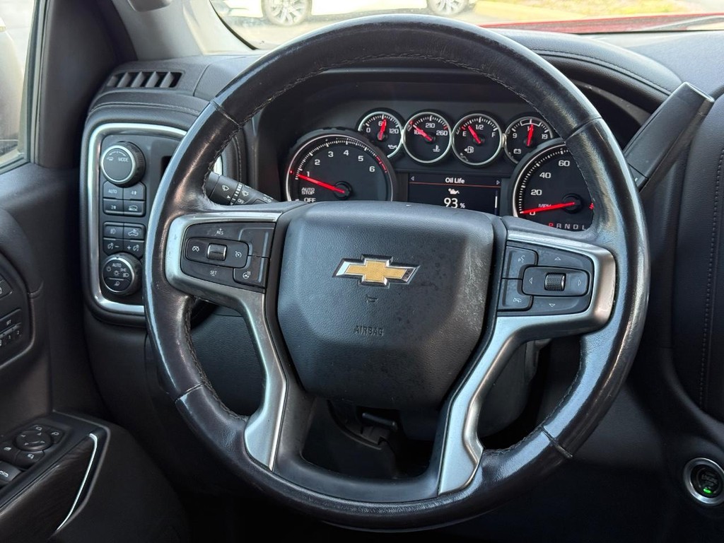 Chevrolet Silverado 1500 Vehicle Full-screen Gallery Image 13