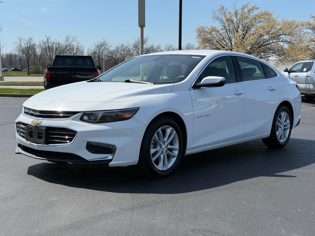 Chevrolet Malibu Vehicle Full-screen Gallery Image 08