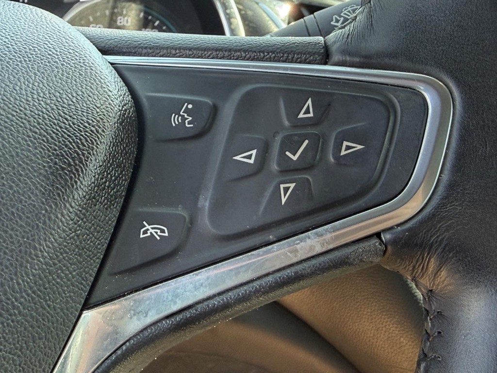 Chevrolet Malibu Vehicle Full-screen Gallery Image 13