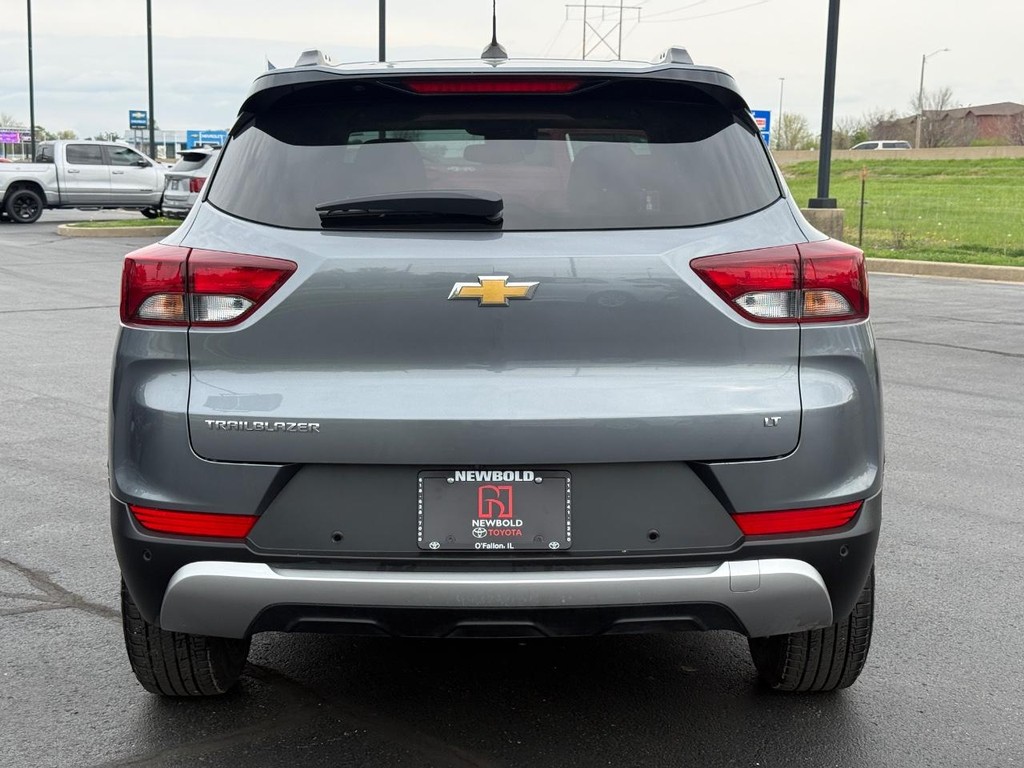 Chevrolet TrailBlazer Vehicle Full-screen Gallery Image 04