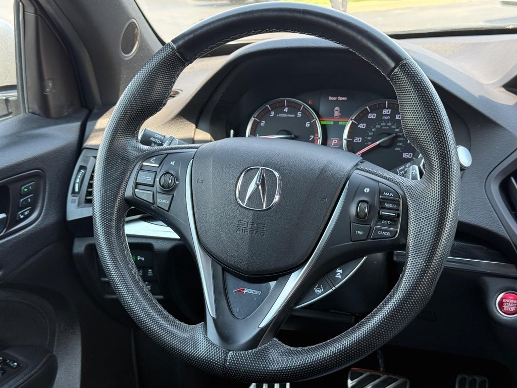 Acura MDX Vehicle Full-screen Gallery Image 15