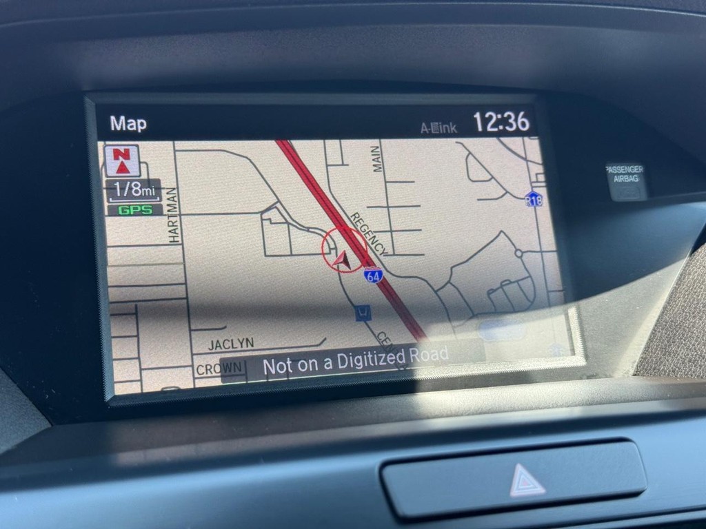 Acura MDX Vehicle Full-screen Gallery Image 18