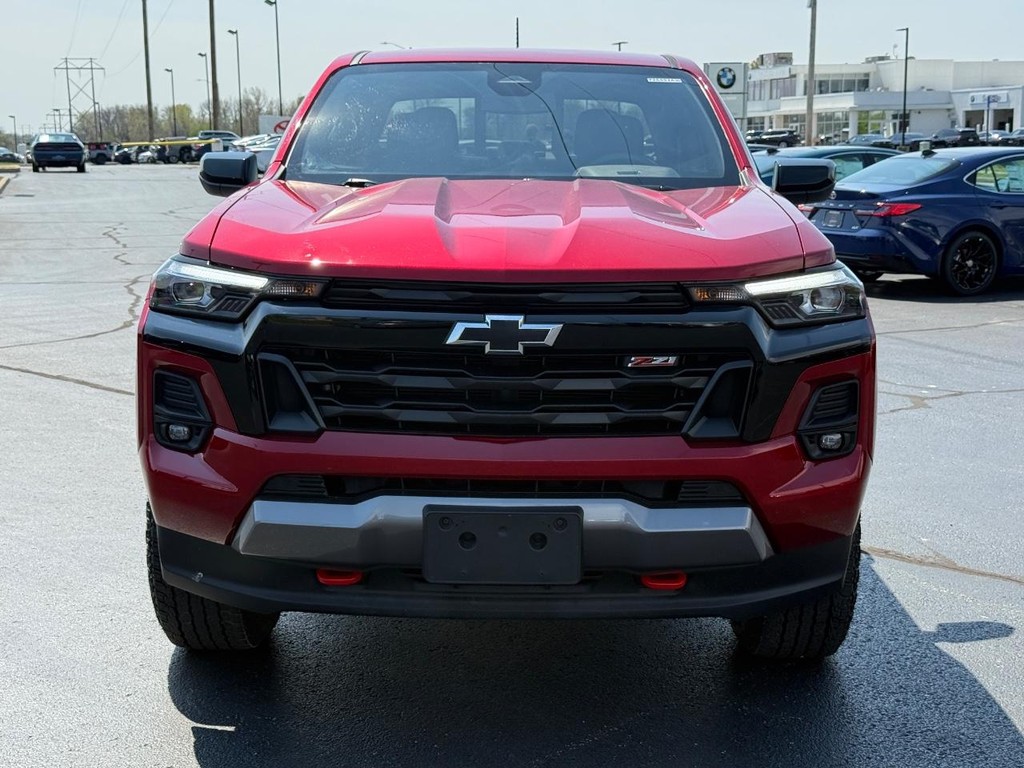 Chevrolet Colorado Vehicle Full-screen Gallery Image 09