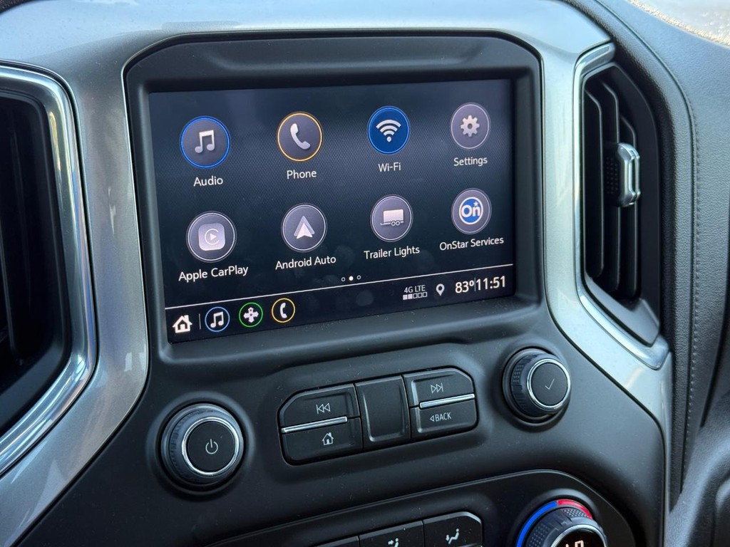 Chevrolet Silverado 1500 LTD Vehicle Full-screen Gallery Image 15