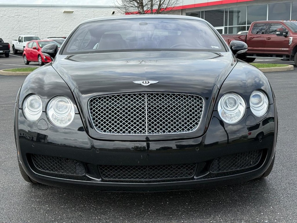 Bentley Continental Vehicle Full-screen Gallery Image 09