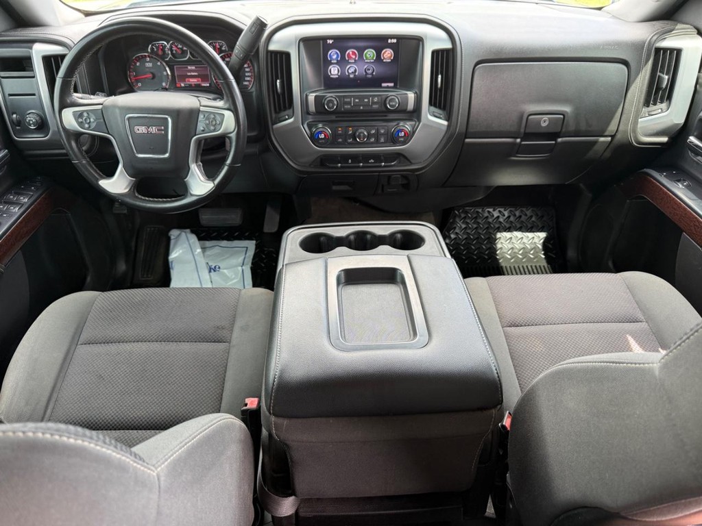 GMC Sierra 1500 Vehicle Full-screen Gallery Image 11