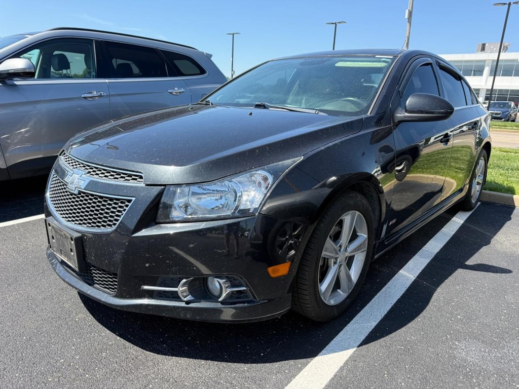 Chevrolet Cruze Vehicle Full-screen Gallery Image 04