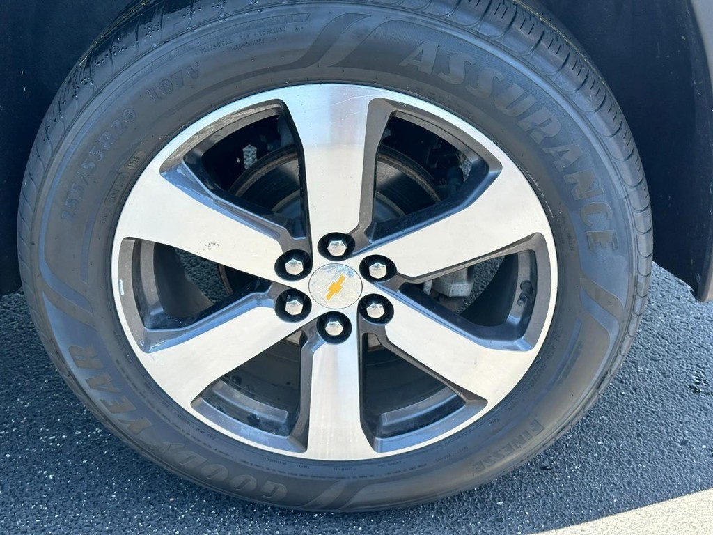 Chevrolet Traverse Vehicle Full-screen Gallery Image 06
