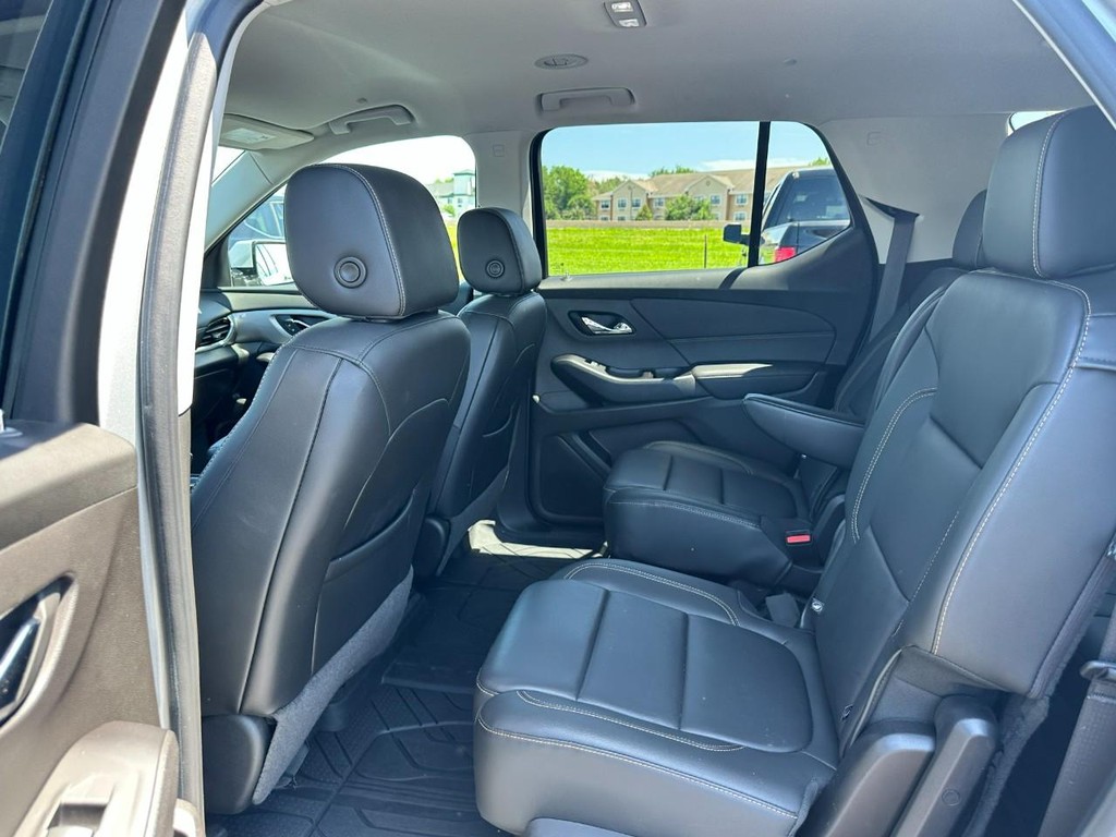 Chevrolet Traverse Vehicle Full-screen Gallery Image 11