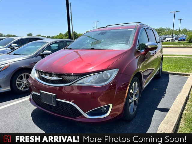 more details - chrysler pacifica