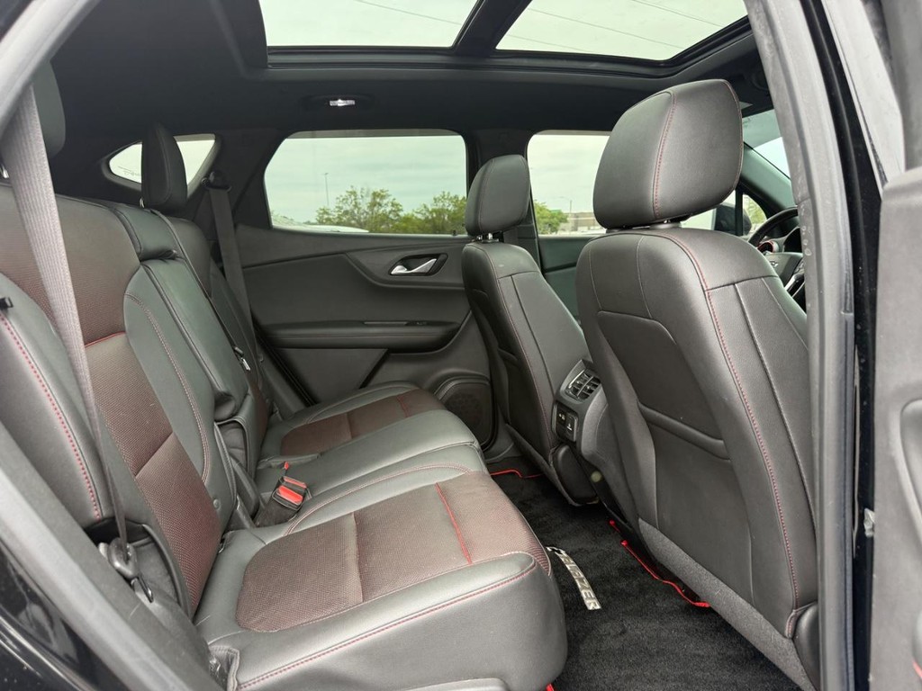 Chevrolet Blazer Vehicle Full-screen Gallery Image 10
