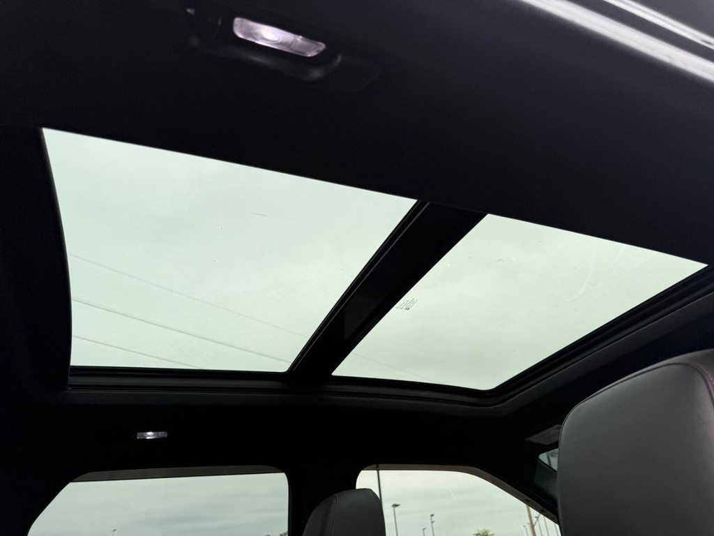 Chevrolet Blazer Vehicle Full-screen Gallery Image 11