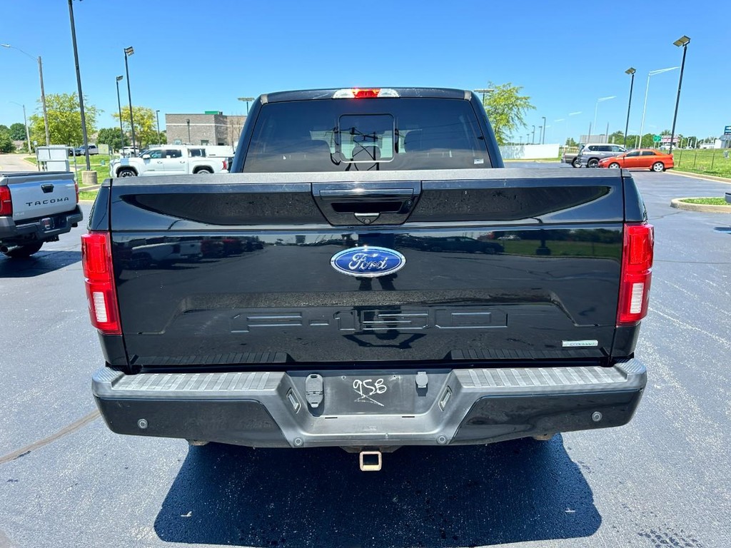 Ford F-150 Vehicle Full-screen Gallery Image 04