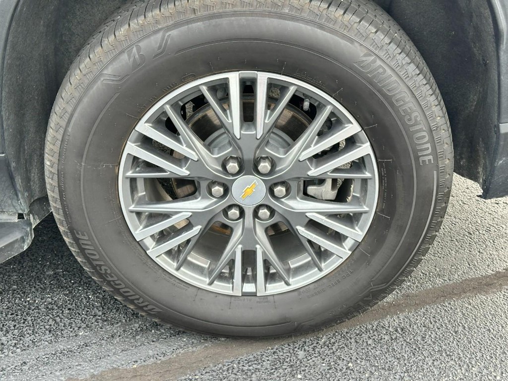 Chevrolet Traverse Vehicle Full-screen Gallery Image 06