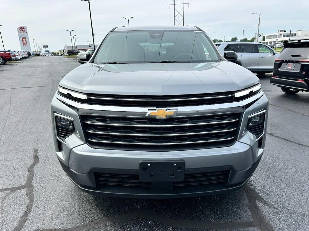 Chevrolet Traverse Vehicle Full-screen Gallery Image 09