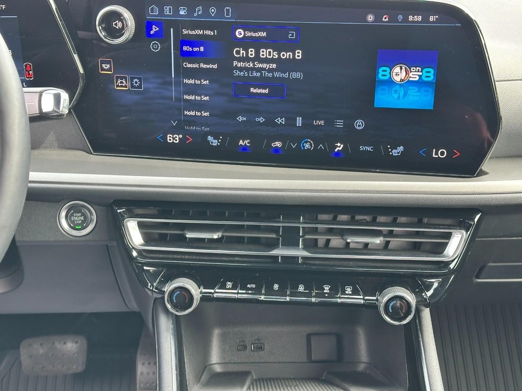 Chevrolet Traverse Vehicle Full-screen Gallery Image 14