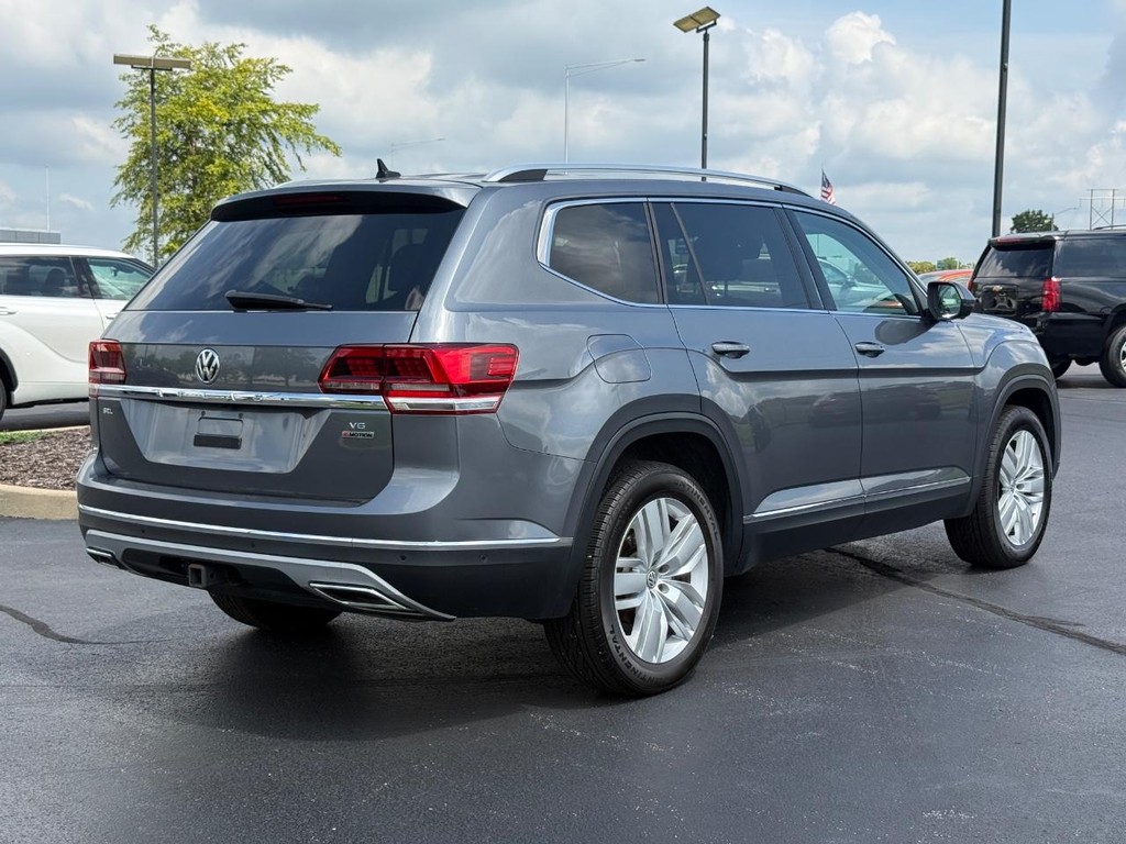 Volkswagen Atlas Vehicle Full-screen Gallery Image 04