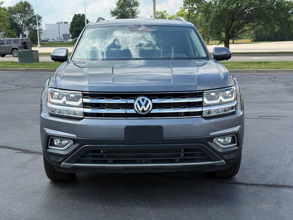 Volkswagen Atlas Vehicle Full-screen Gallery Image 10