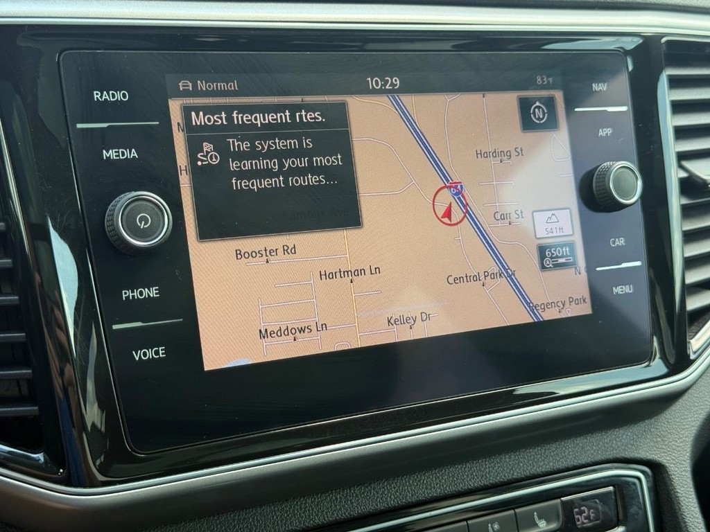 Volkswagen Atlas Vehicle Full-screen Gallery Image 17
