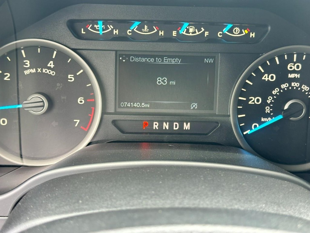 Ford F-150 Vehicle Full-screen Gallery Image 20