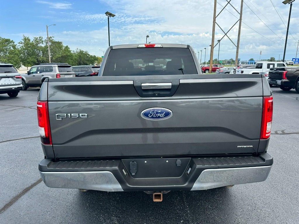 Ford F-150 Vehicle Full-screen Gallery Image 04