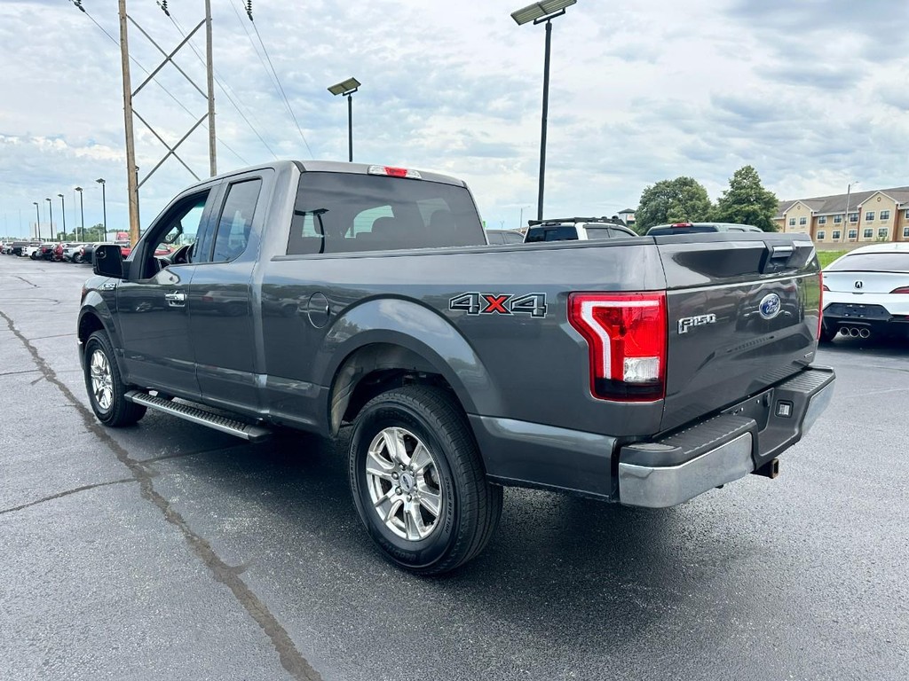 Ford F-150 Vehicle Full-screen Gallery Image 06