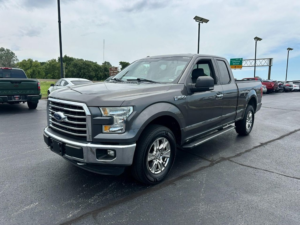 Ford F-150 Vehicle Full-screen Gallery Image 08
