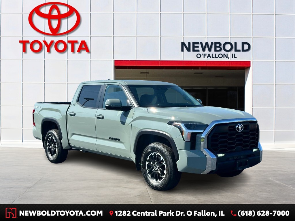 Toyota Tundra 4WD Vehicle Full-screen Gallery Image 01