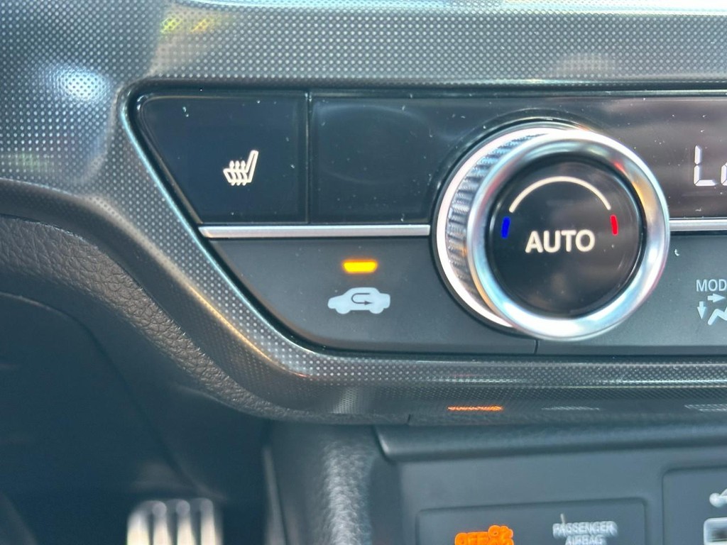 Acura Integra Vehicle Full-screen Gallery Image 21