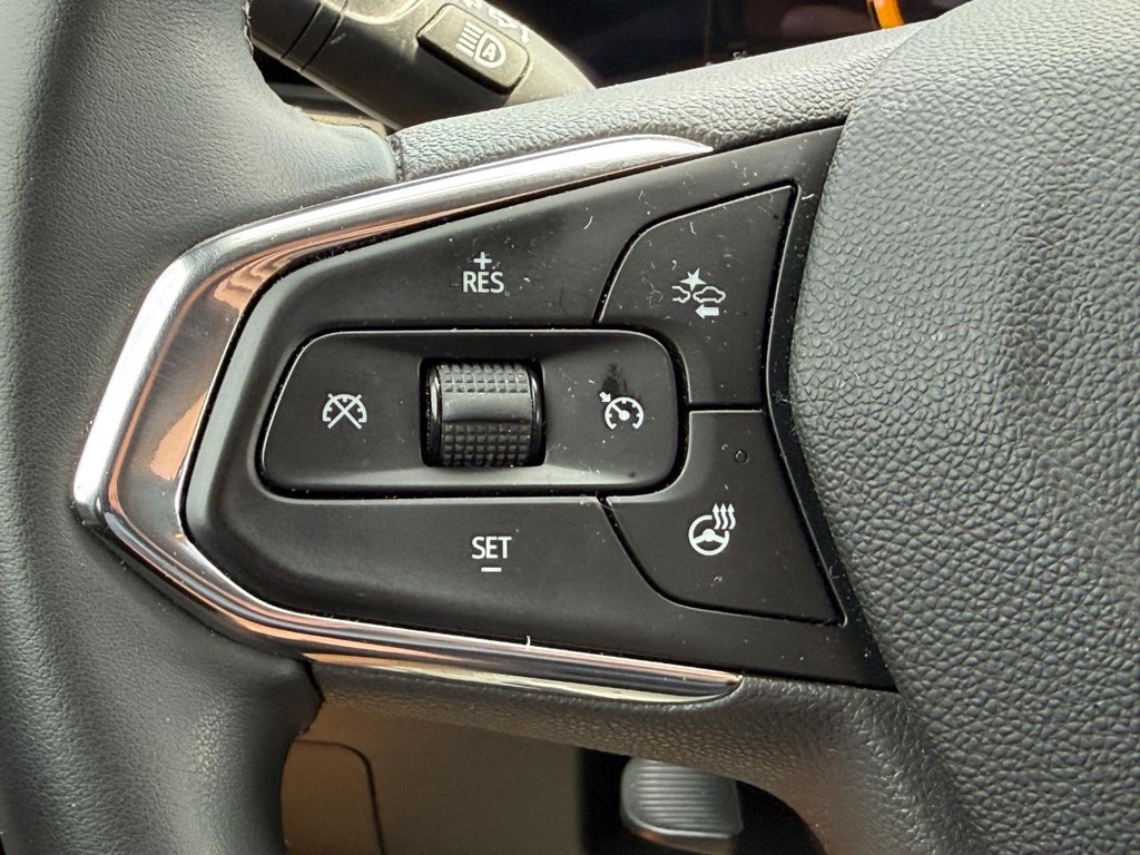 Chevrolet Trax Vehicle Full-screen Gallery Image 12