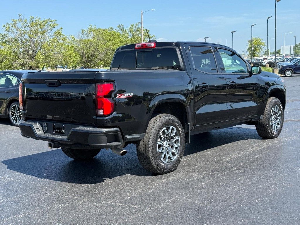 Chevrolet Colorado Vehicle Full-screen Gallery Image 04
