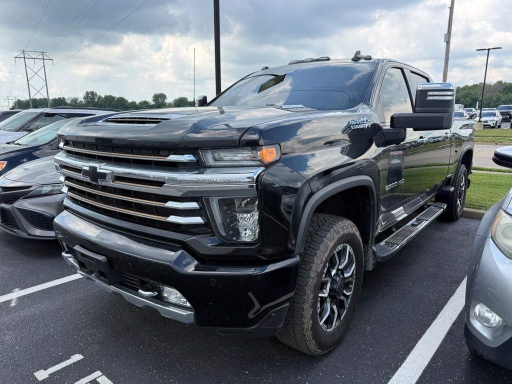 Chevrolet Silverado 2500HD Vehicle Full-screen Gallery Image 04