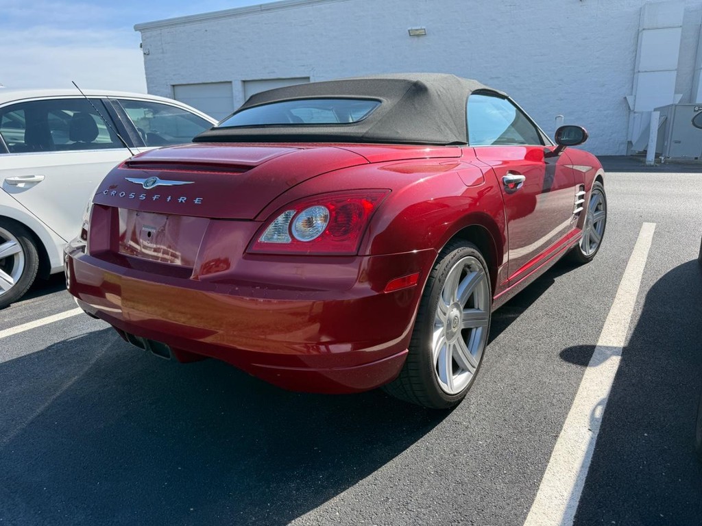 Chrysler Crossfire Vehicle Full-screen Gallery Image 02