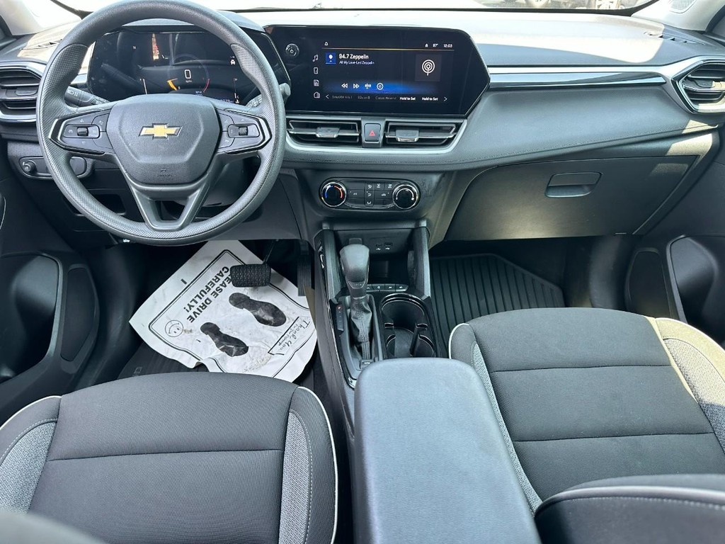 Chevrolet TrailBlazer Vehicle Full-screen Gallery Image 11