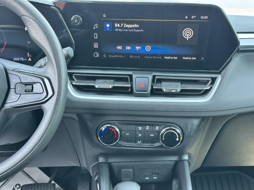 Chevrolet TrailBlazer Vehicle Full-screen Gallery Image 13
