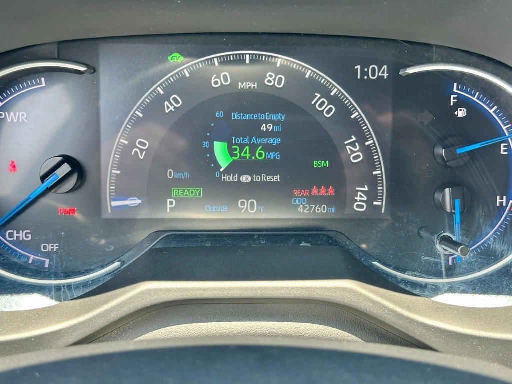 Toyota RAV4 Vehicle Full-screen Gallery Image 20
