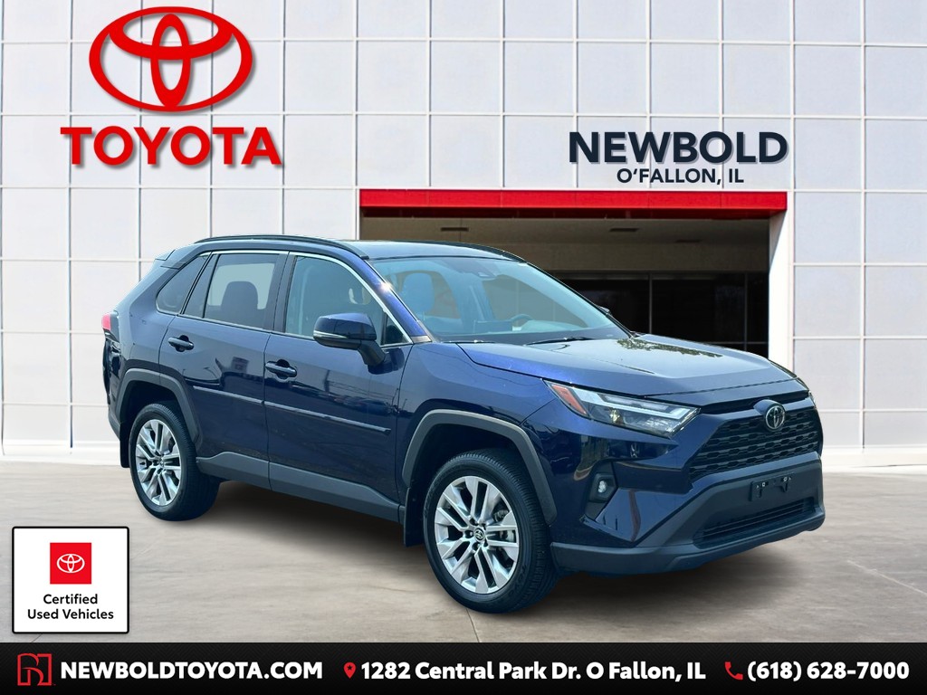 Toyota RAV4 Vehicle Full-screen Gallery Image 01