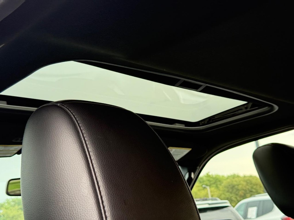 Ford Expedition Vehicle Full-screen Gallery Image 13