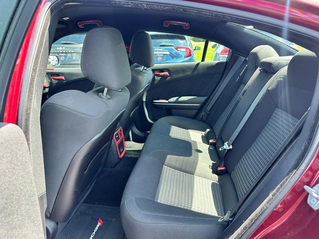 Dodge Charger Vehicle Full-screen Gallery Image 11