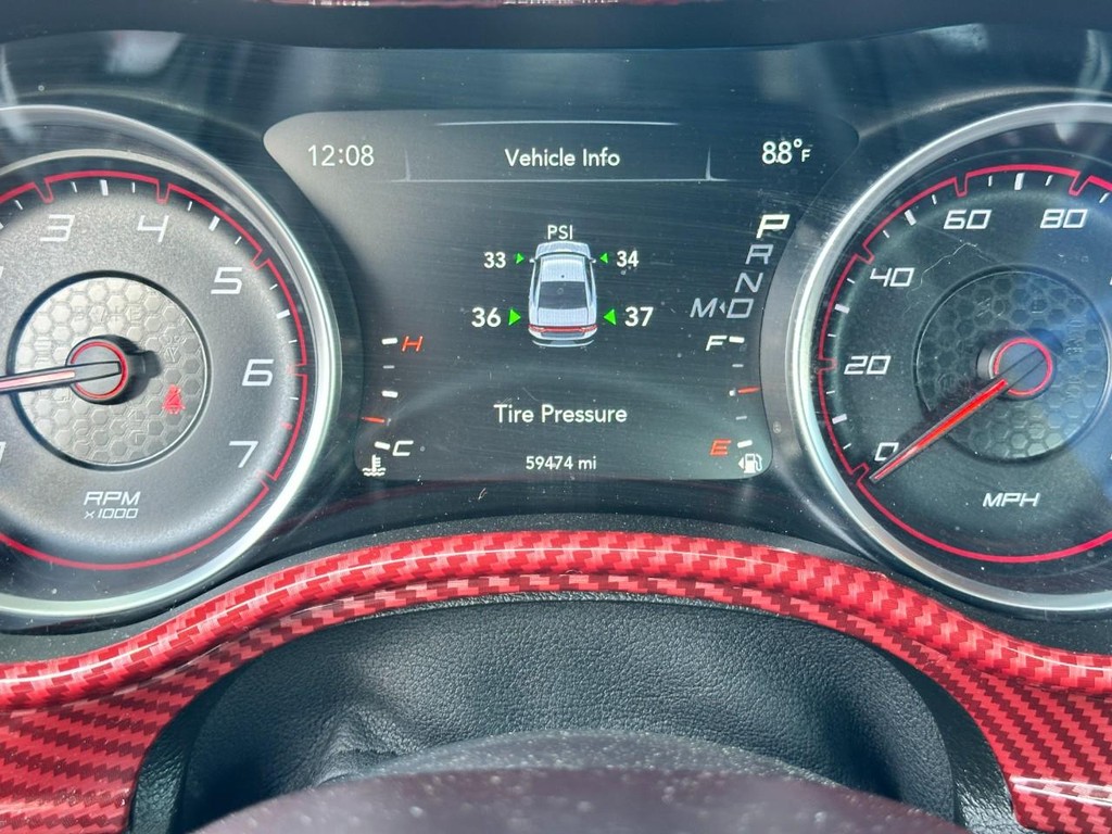 Dodge Charger Vehicle Full-screen Gallery Image 21
