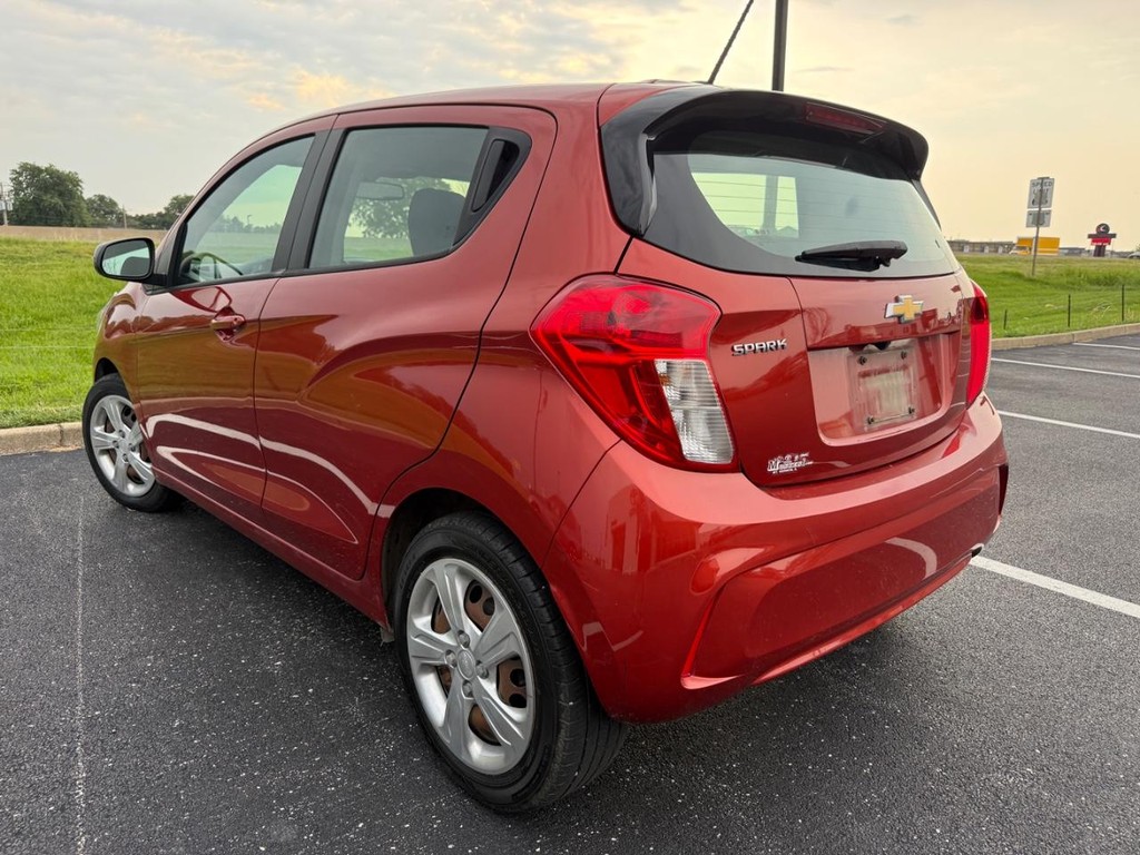 Chevrolet Spark Vehicle Full-screen Gallery Image 03