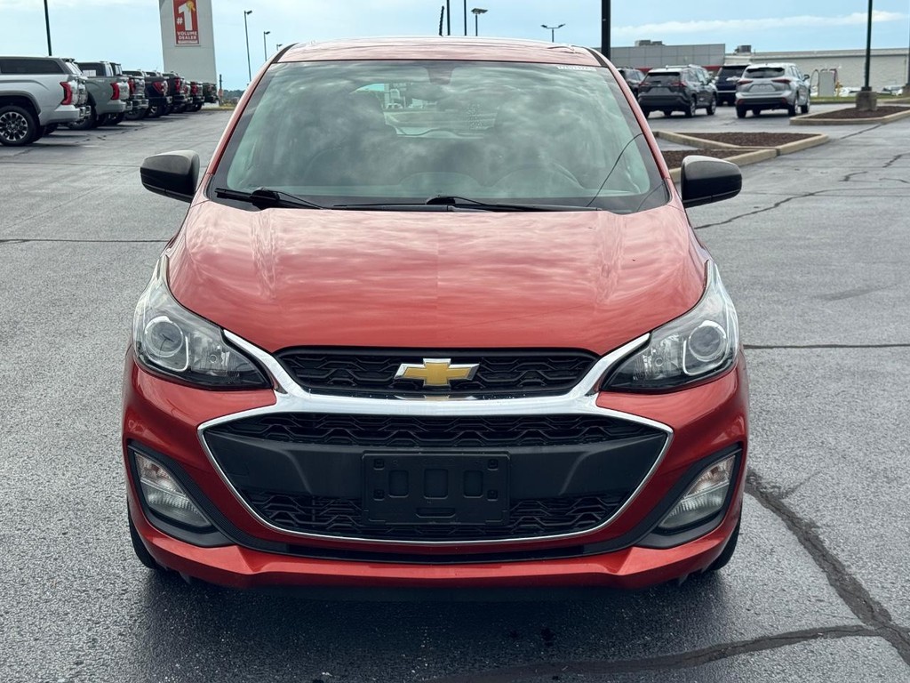 Chevrolet Spark Vehicle Full-screen Gallery Image 09