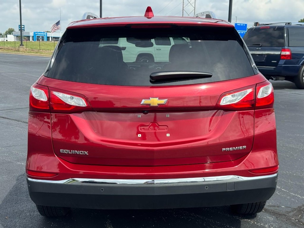 Chevrolet Equinox Vehicle Full-screen Gallery Image 05