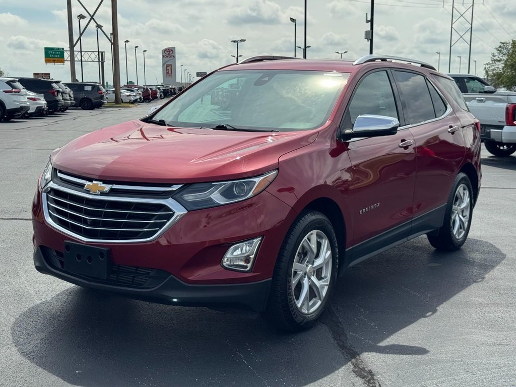 Chevrolet Equinox Vehicle Full-screen Gallery Image 09