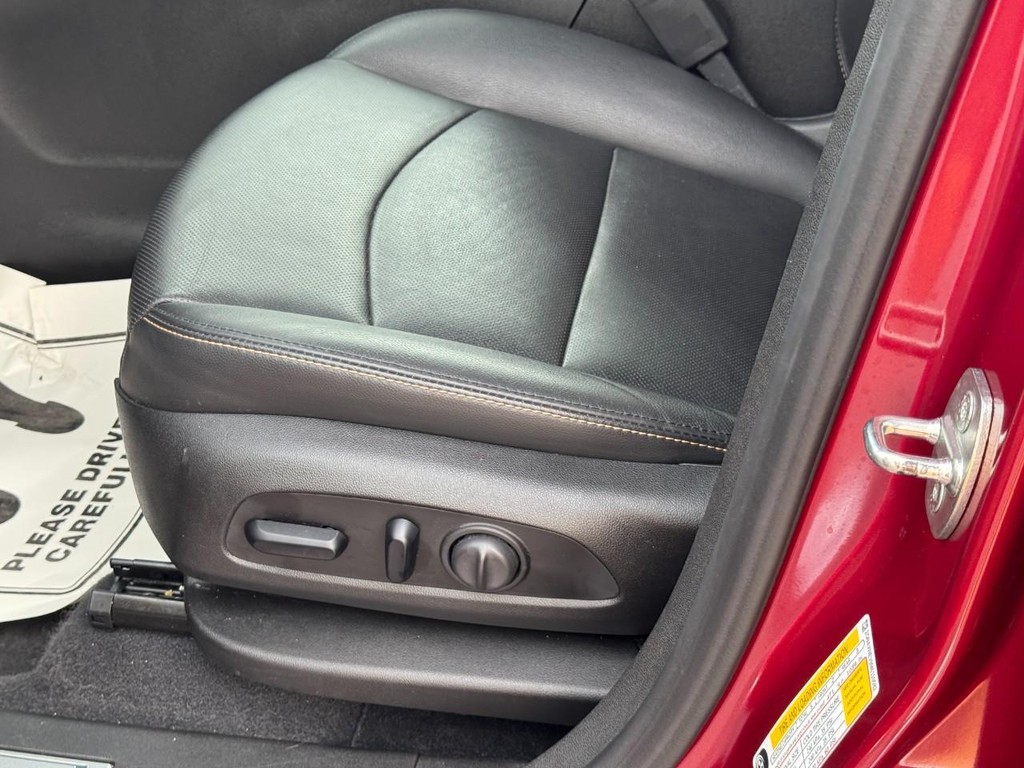 Chevrolet Equinox Vehicle Full-screen Gallery Image 16