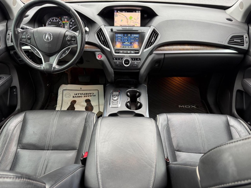Acura MDX Vehicle Full-screen Gallery Image 03