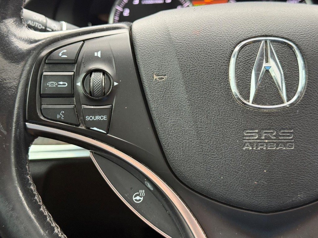 Acura MDX Vehicle Full-screen Gallery Image 16