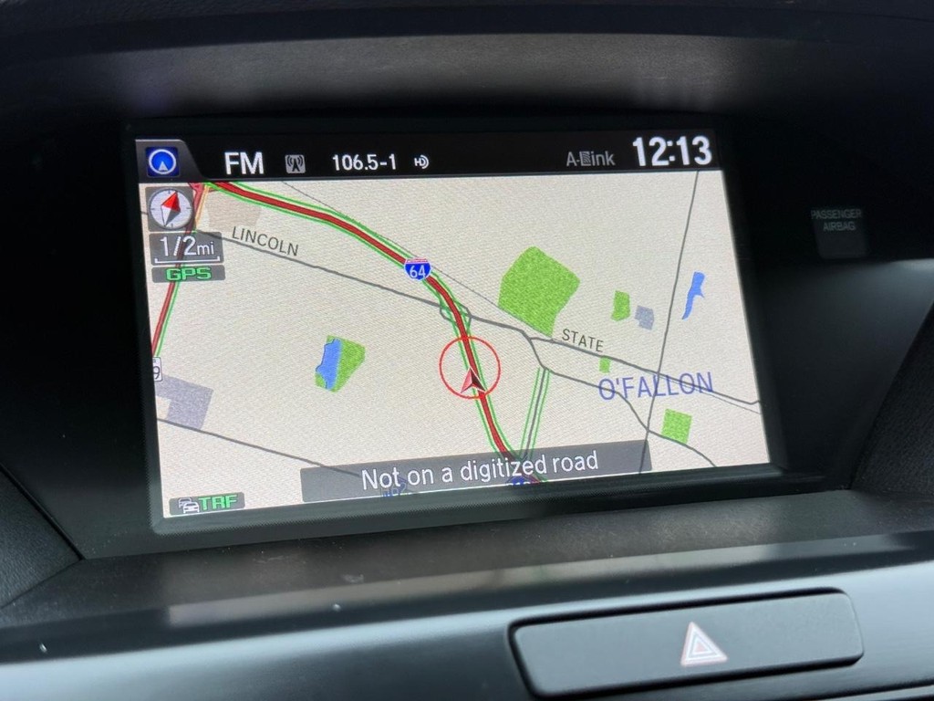 Acura MDX Vehicle Full-screen Gallery Image 19
